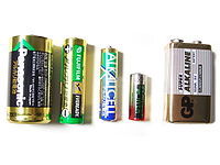 200px-Alkali_battery_5.jpg