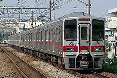 240px-Tobu-30000-2.jpg